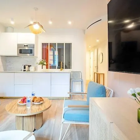 Beautiful 2bdr Flat - Hyper Centre St Tropez Appartement Saint-Tropez